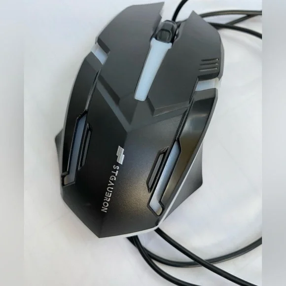 Computer gaming mouse - Picture 1 of 3